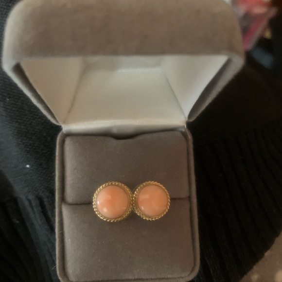 14K GOLD AND GENUINE CORAL POST EARRINGS - Picture 4 of 4